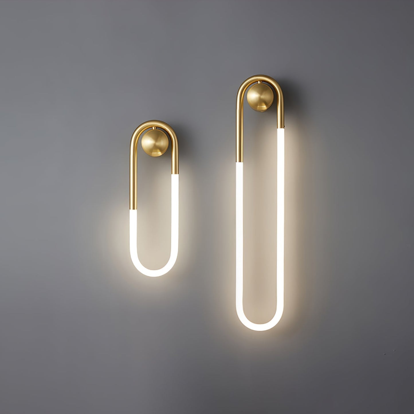 OvalGlow - Minimalistische Wandleuchte in Schwarz und Gold
