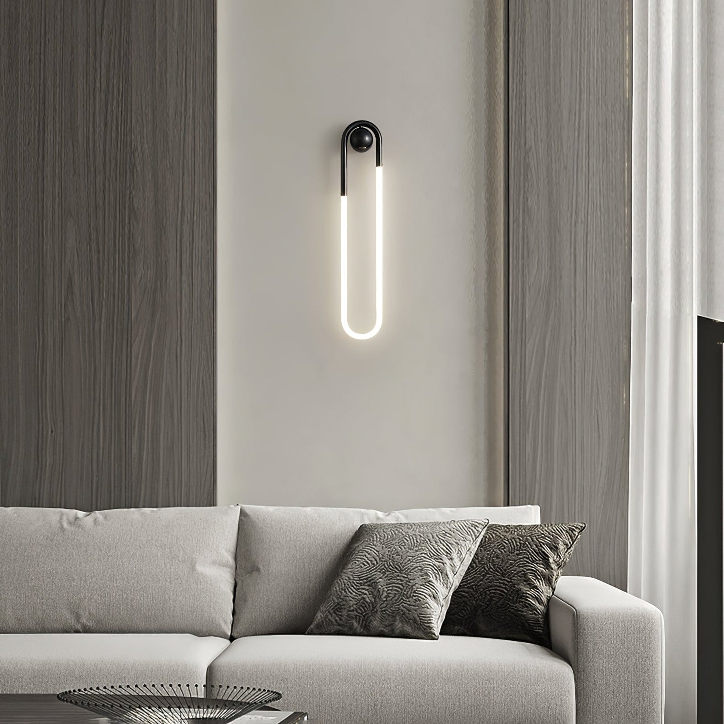 OvalGlow - Minimalistische Wandleuchte in Schwarz und Gold