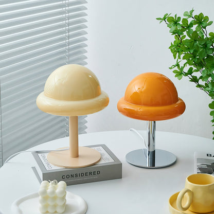 GalaxieGlow - Lampe de table avec finition métallique et thème spatial