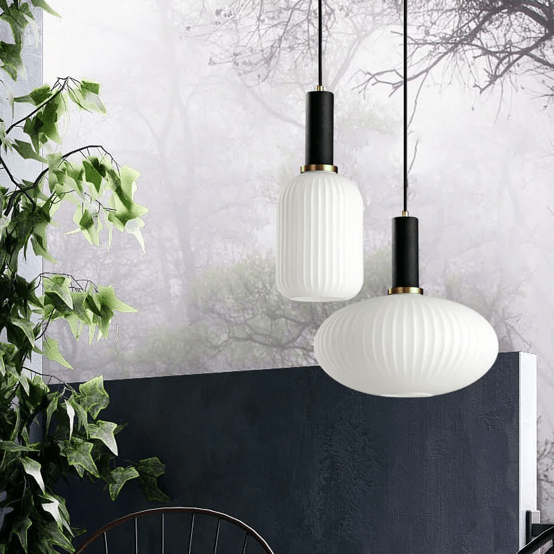 PrismaGlow - Stylish Glass Pendant Lamp for a Luxurious Look