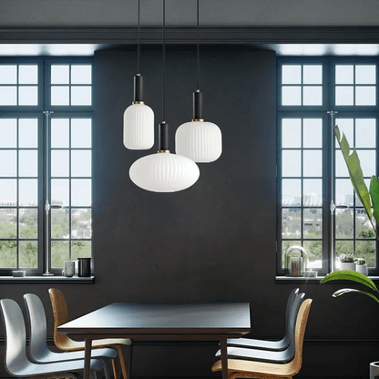 PrismaGlow - Stylish Glass Pendant Lamp for a Luxurious Look