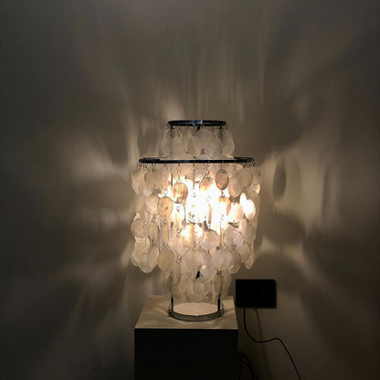 SeashellLuxe - Bordlampe med elegant skaldyrsdesign og hyggelig belysning
