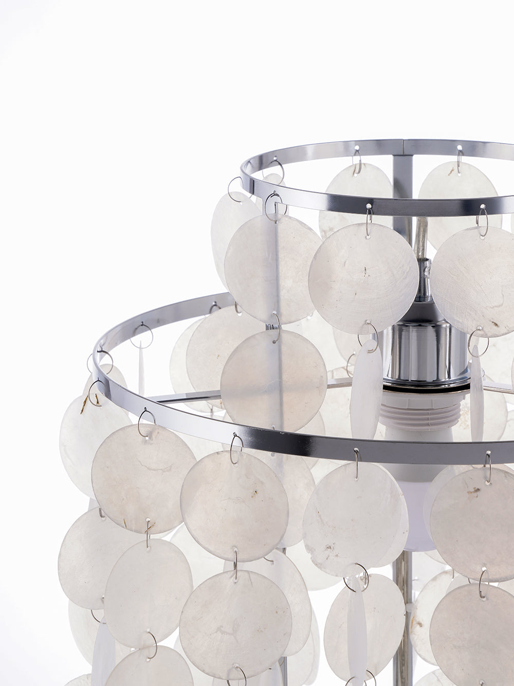 SeashellLuxe - Bordlampe med elegant skaldyrsdesign og hyggelig belysning