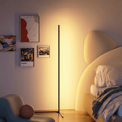 IntelliGlow - Smart gulvlampe til en tilpasset belysningsoplevelse