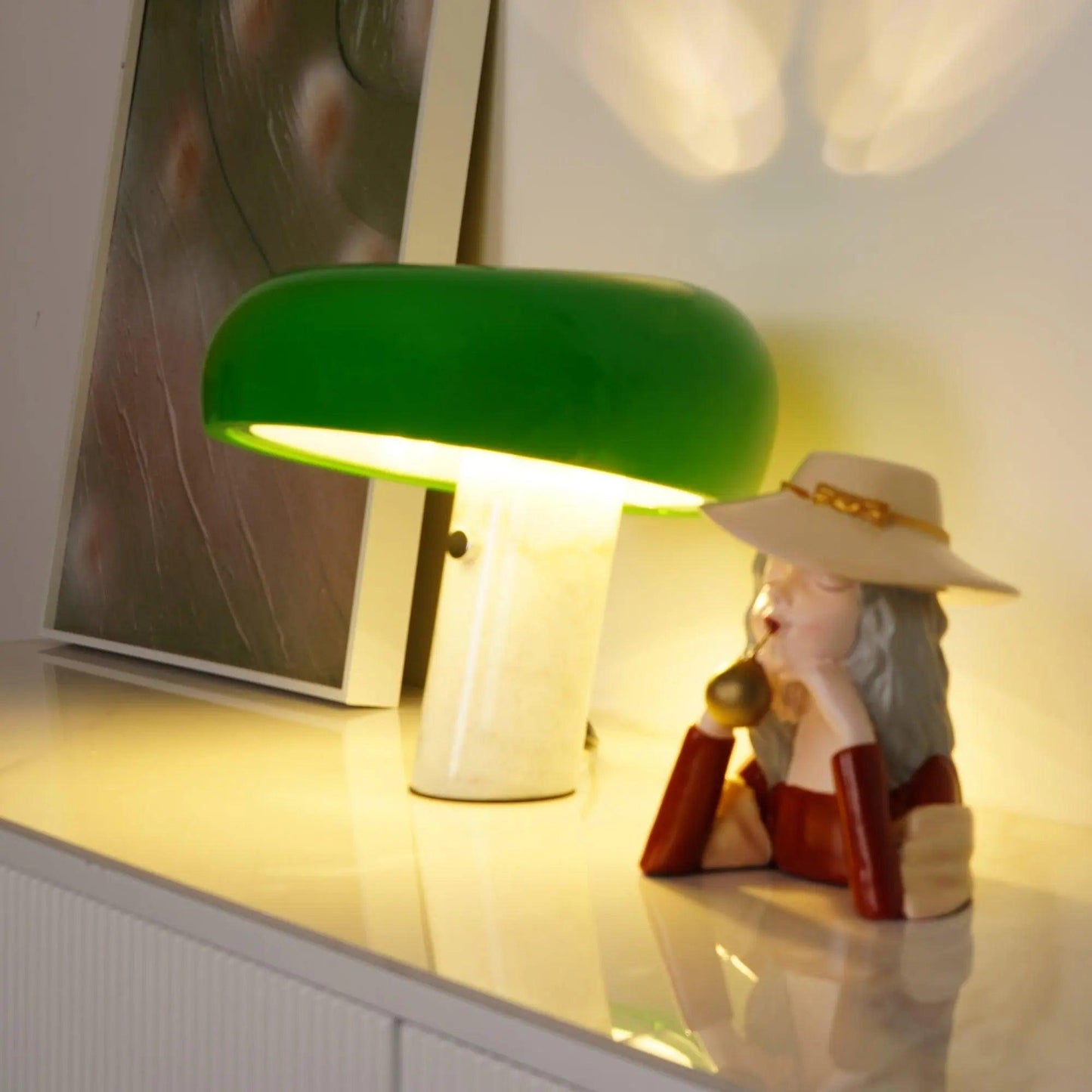 NordicMarble - Elegant marmor bordlampe