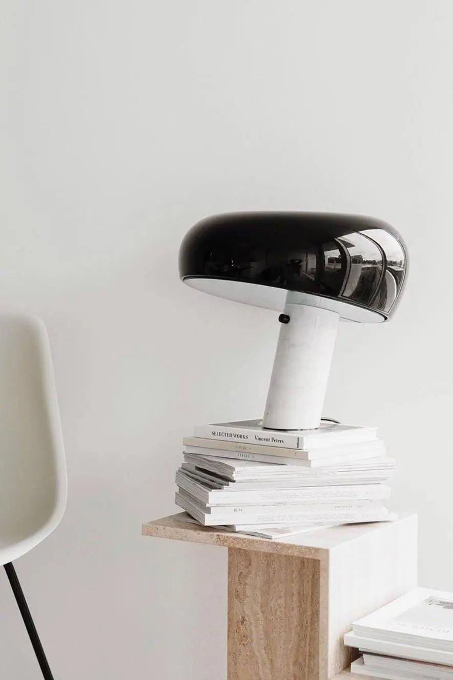 NordicMarble - Elegant marmor bordlampe