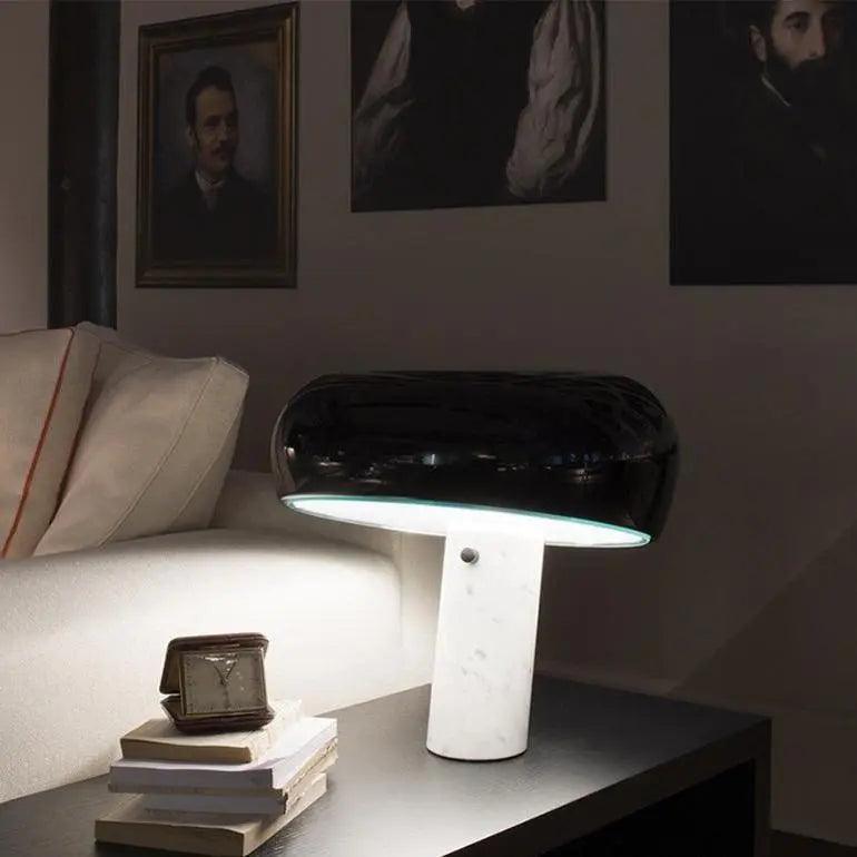 NordicMarble - Elegant marmor bordlampe