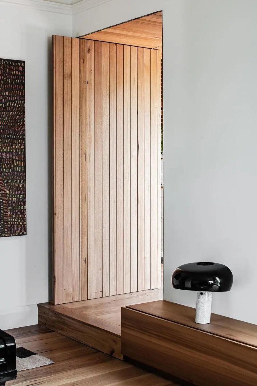 NordicMarble - Elegant marmor bordlampe