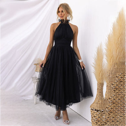 Robe en maille avec col montant et design sans manches - Erin