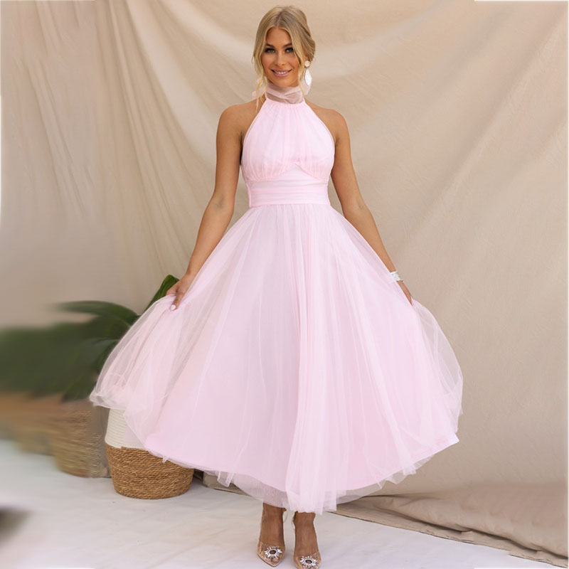 Robe en maille avec col montant et design sans manches - Erin