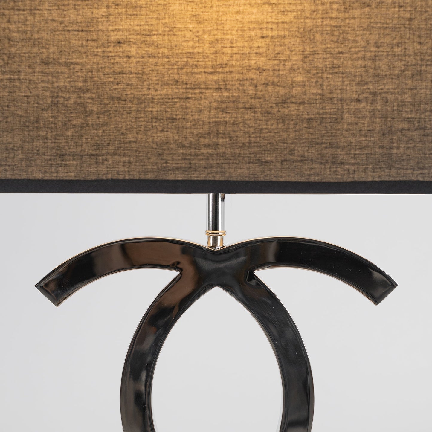 ShimmerLux - Scandinavian Style Table Lamp in Steel