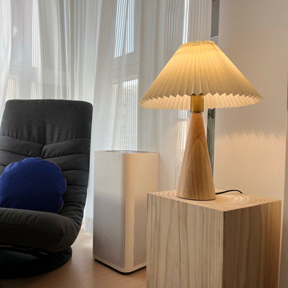 TimberLight - Moderne træ- og metallampe til bord