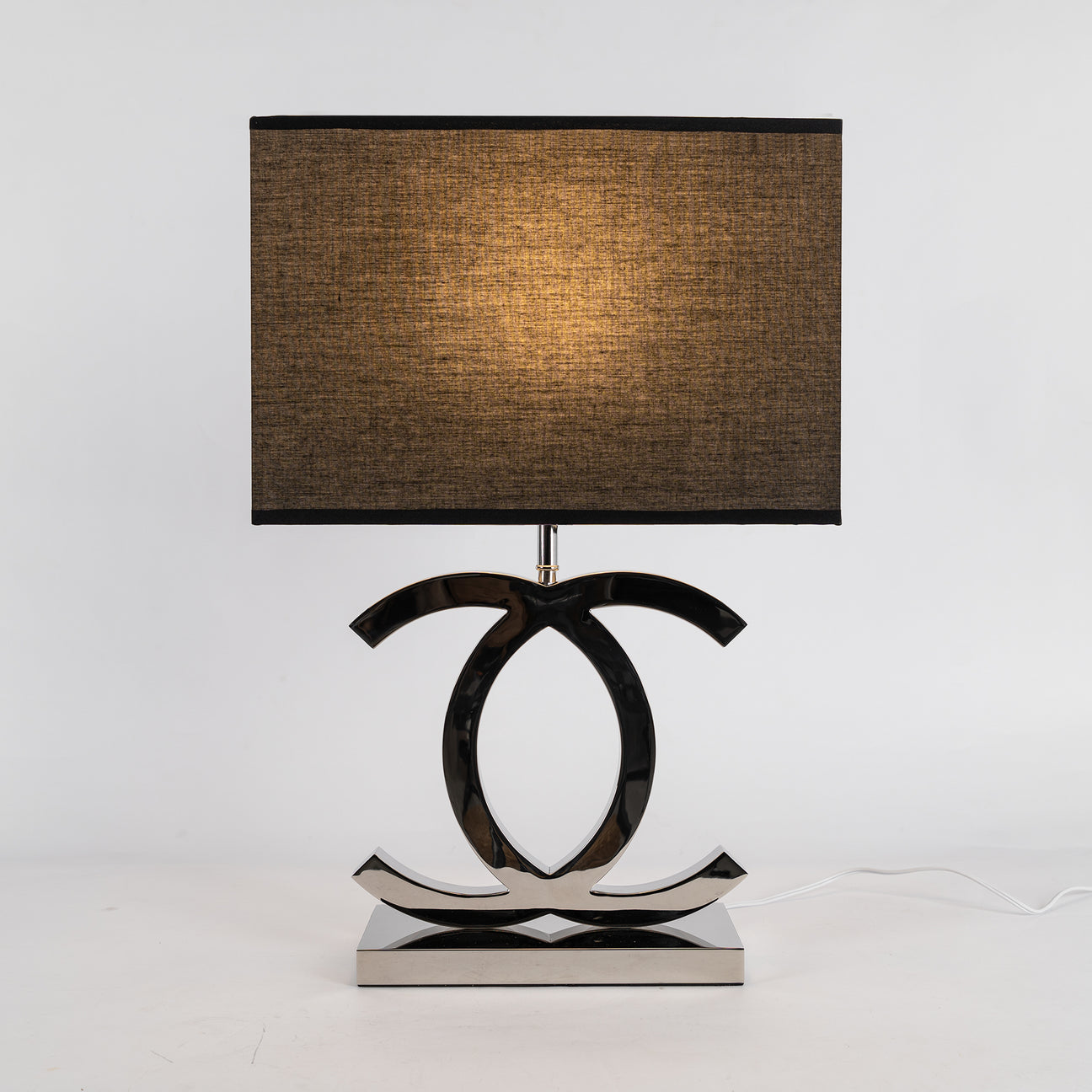 ShimmerLux - Scandinavian Style Table Lamp in Steel
