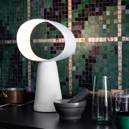 LuxeEclipse - Table Lamp with Sleek Design and Atmospheric Lighting
