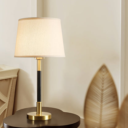 EmpireElegance – Bordlampe i messing med blødt skær