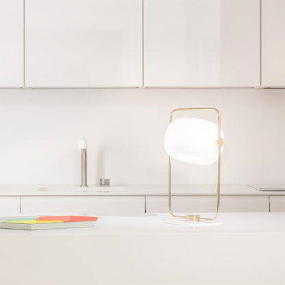 VividBeam – Lampe de table en verre au design élégant