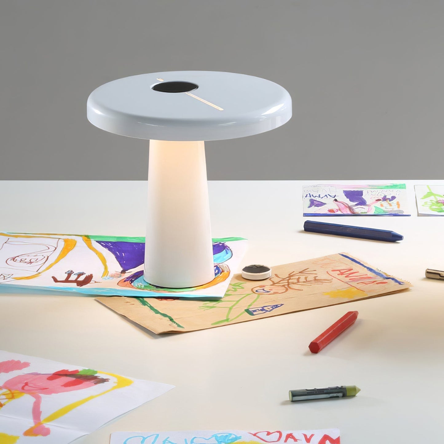 HoopLuxe - Moderne LED-bordlampe med stilfuldt rundt design