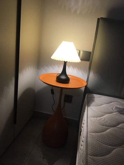 DrumGlow - Bordlampe med tidløst design og hyggeligt skær