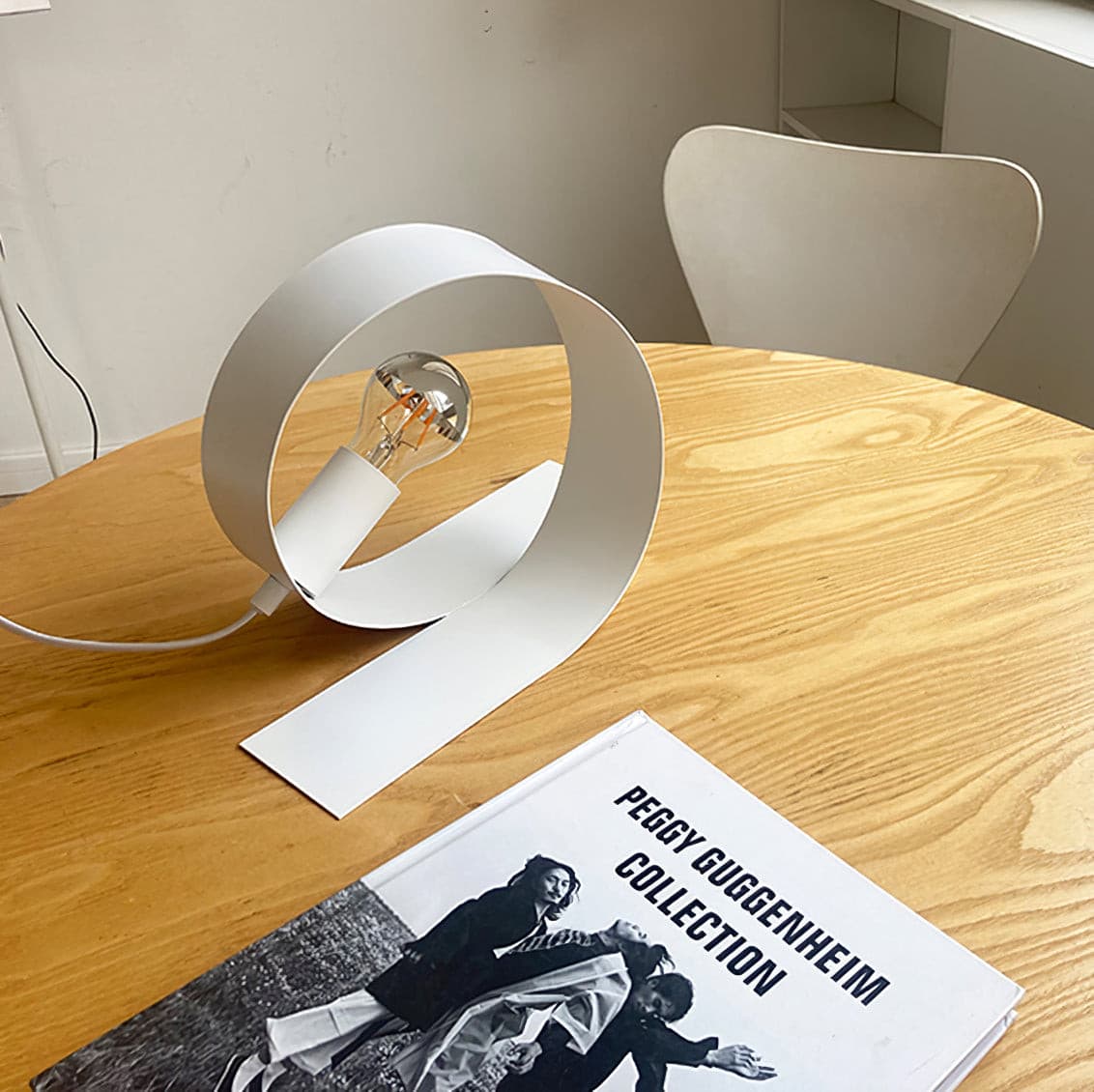 LoopingForm - Lampe de table