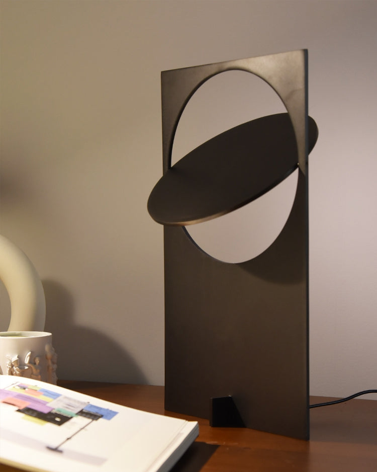 SleekShine - Minimalistisk bordlampe med LED-belysning