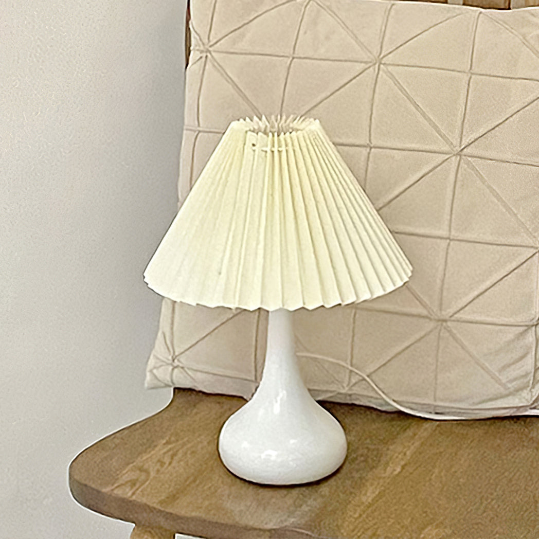 DrumGlow - Bordlampe med tidløst design og hyggeligt skær