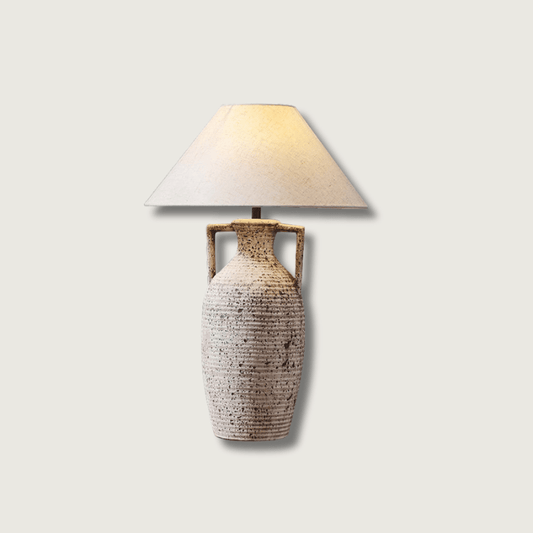 Prikket keramisk bordlampe