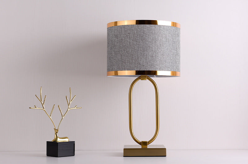 GoldenAura - Postmoderne Gouden Lamp