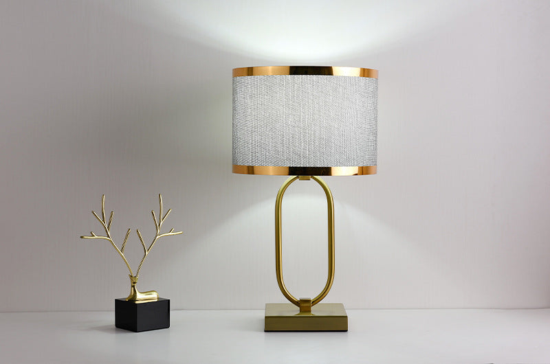 GoldenAura - Postmoderne Gouden Lamp