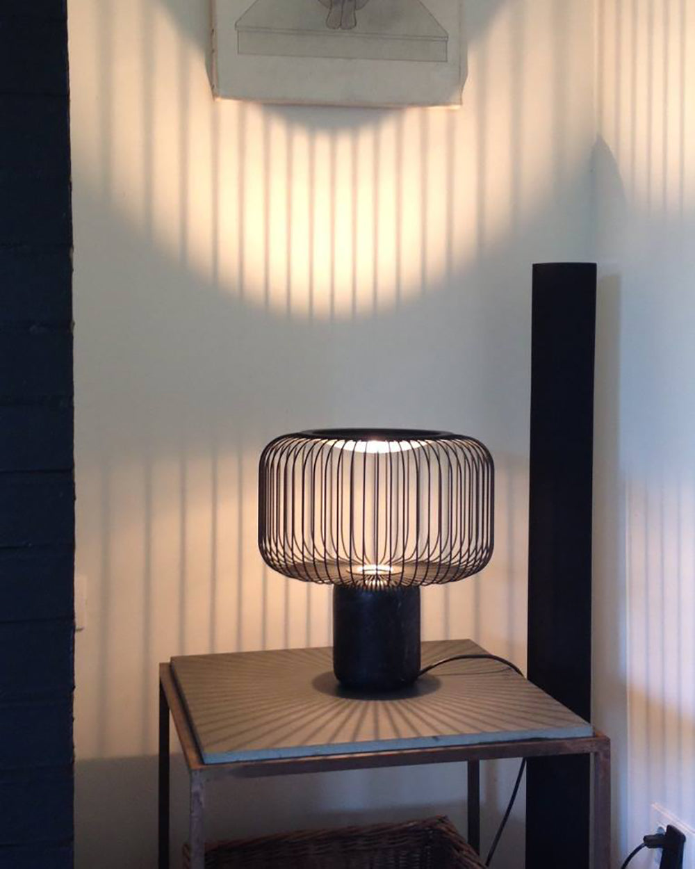 LuxeKeshi - Table Lamp with Modern Base and Subtle Lighting
