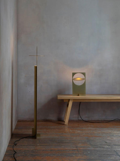 SleekShine - Minimalistisk bordlampe med LED-belysning