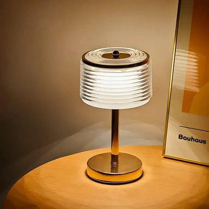 RingLight - Moderne bordlampe med slankt design