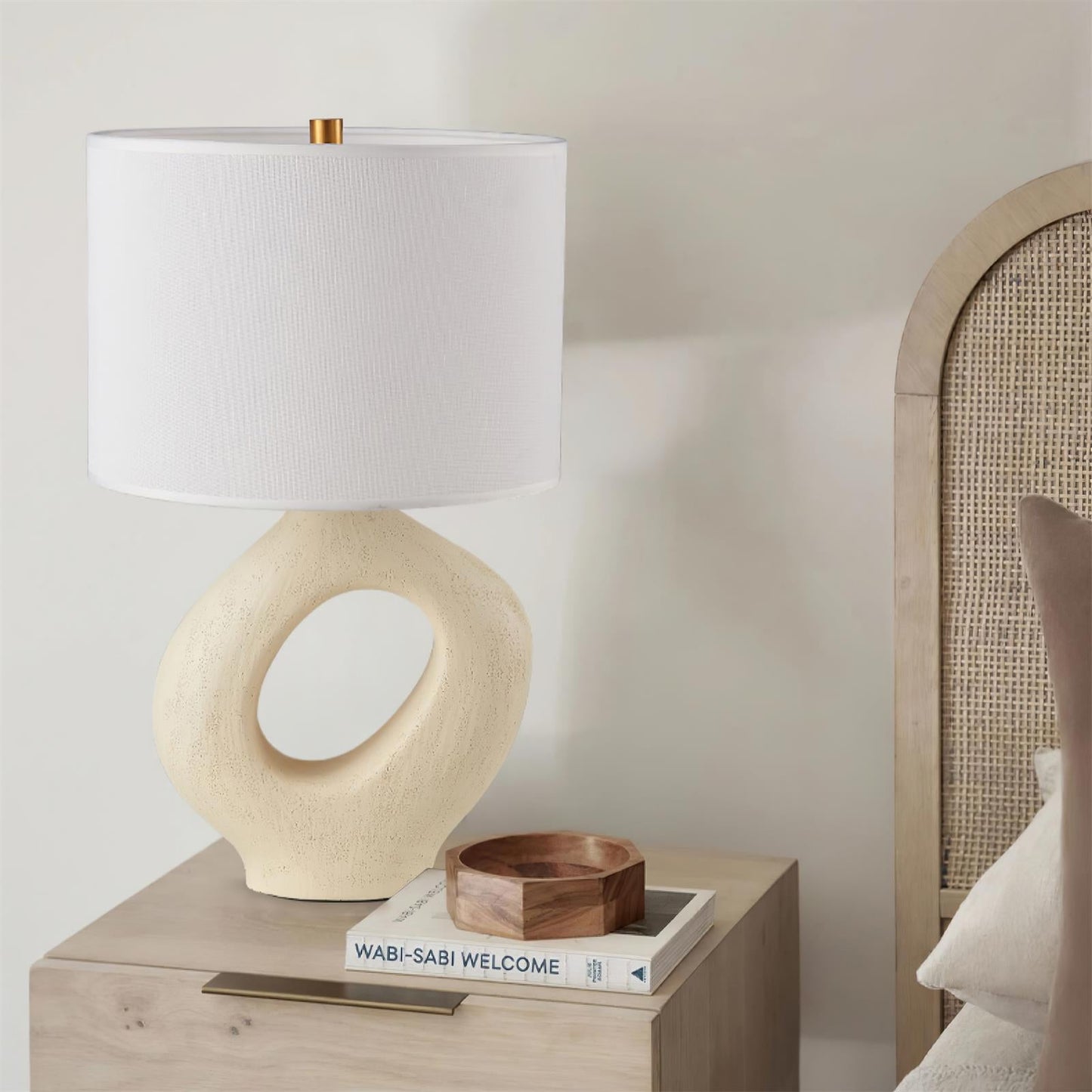 ModernGlow – Harpiks Bordlampe med Linnedskærm