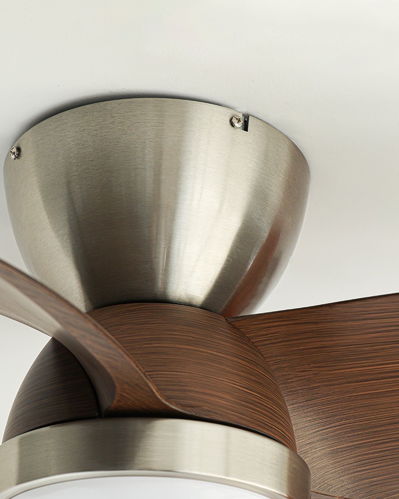 LuxeTalaya - Deckenventilator mit schlankem Design und warmem Licht
