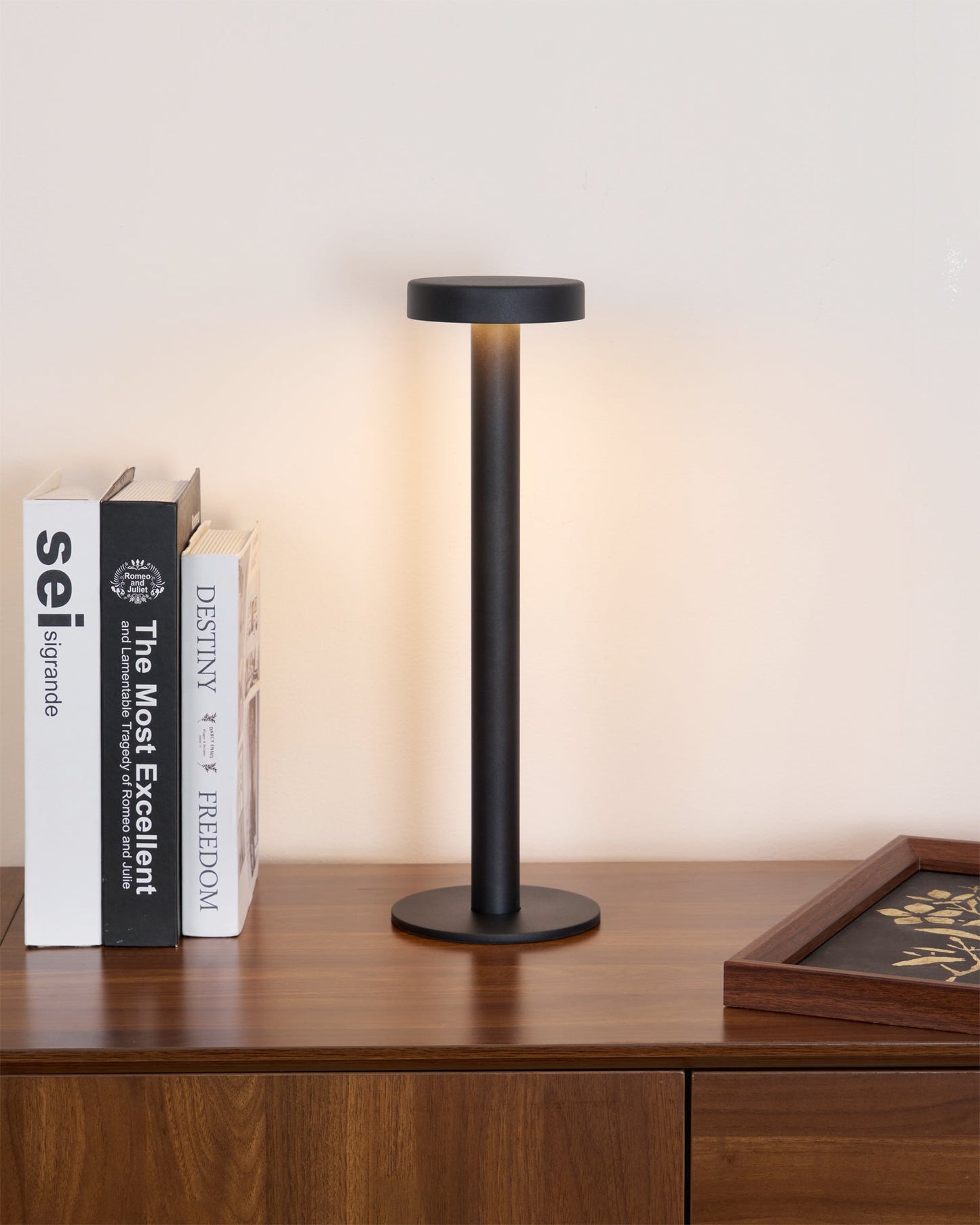 LumoMag - Portable Table Lamp with Magnetic Base