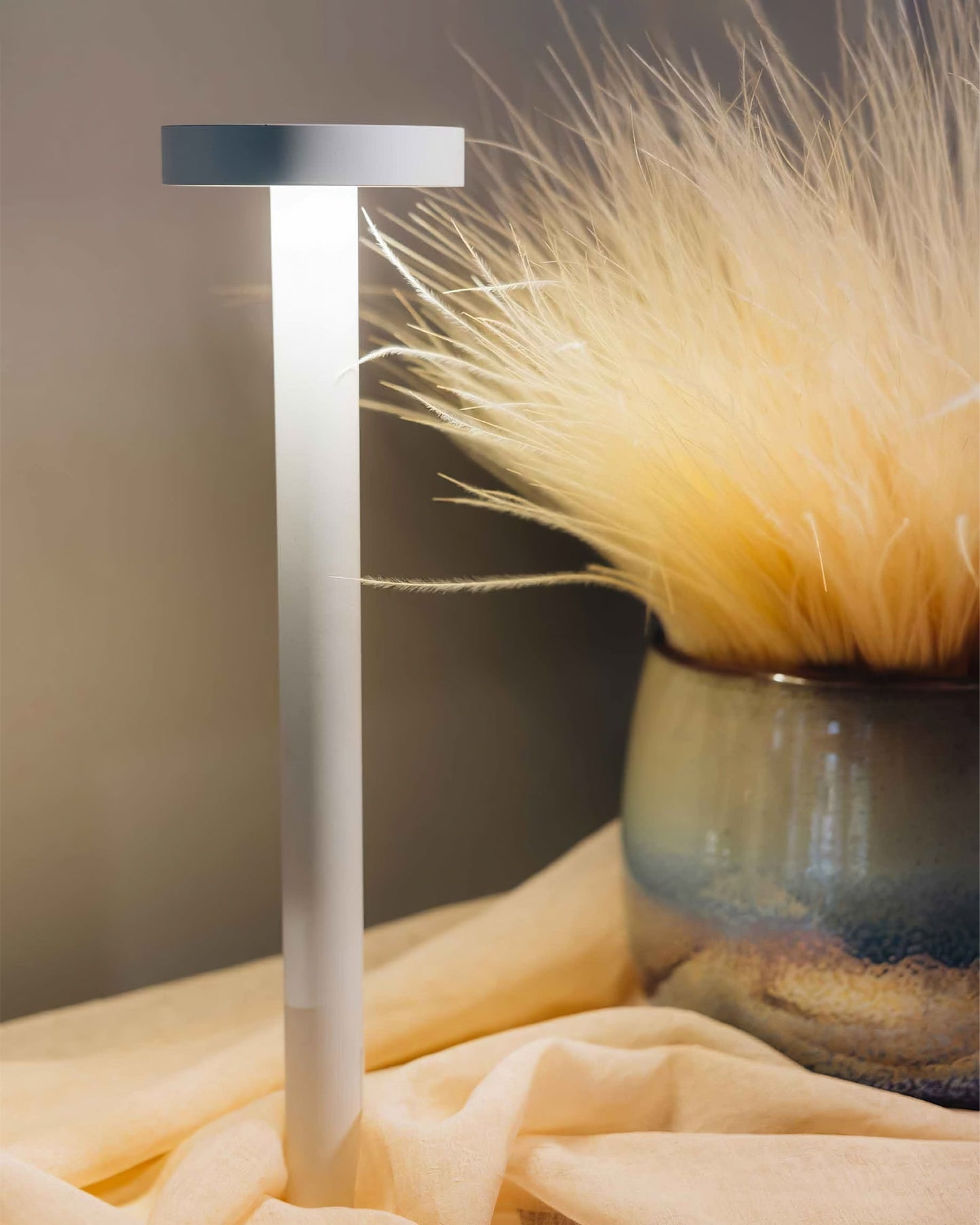 LumoMag - Portable Table Lamp with Magnetic Base