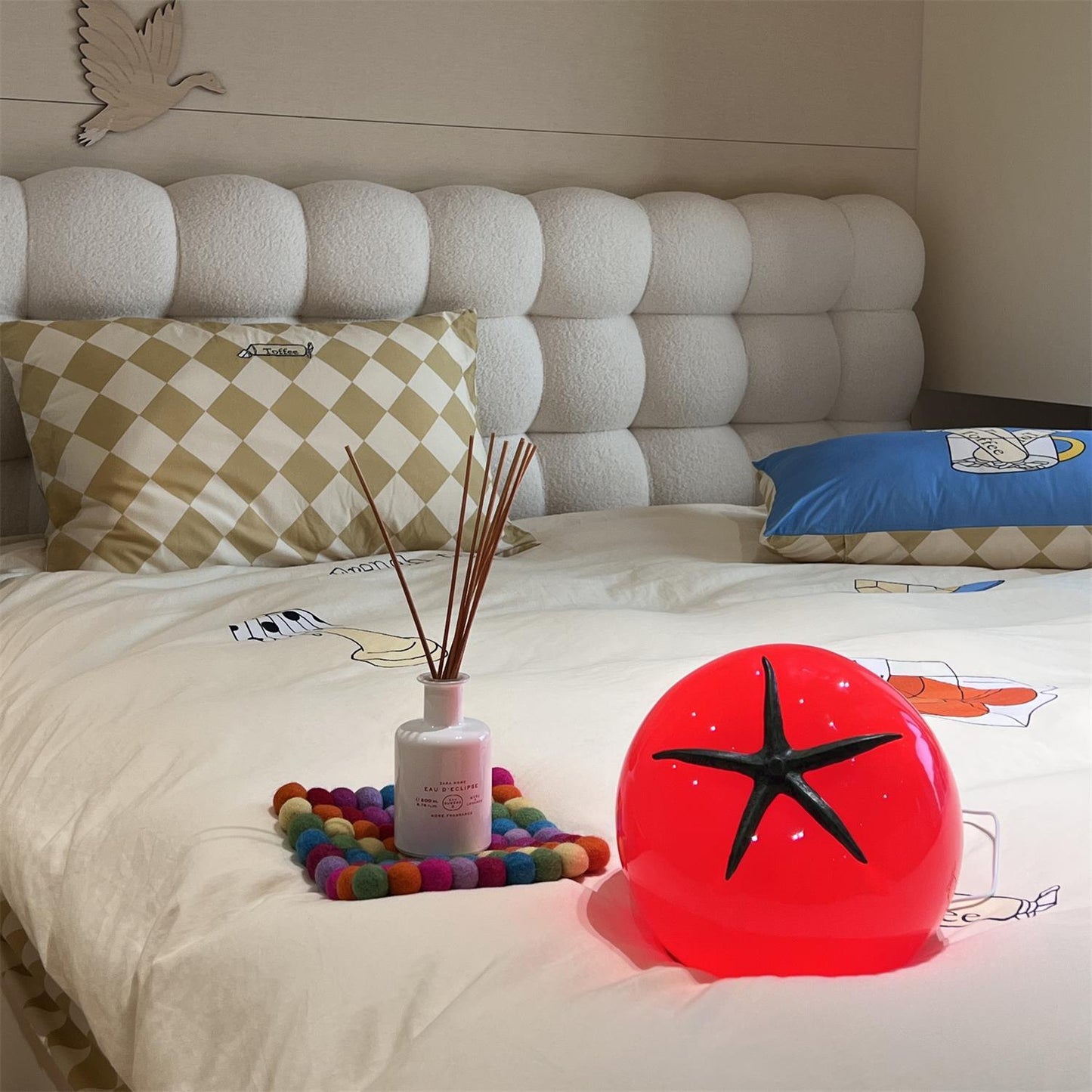 TomatoLuxe - Resin Table Lamp