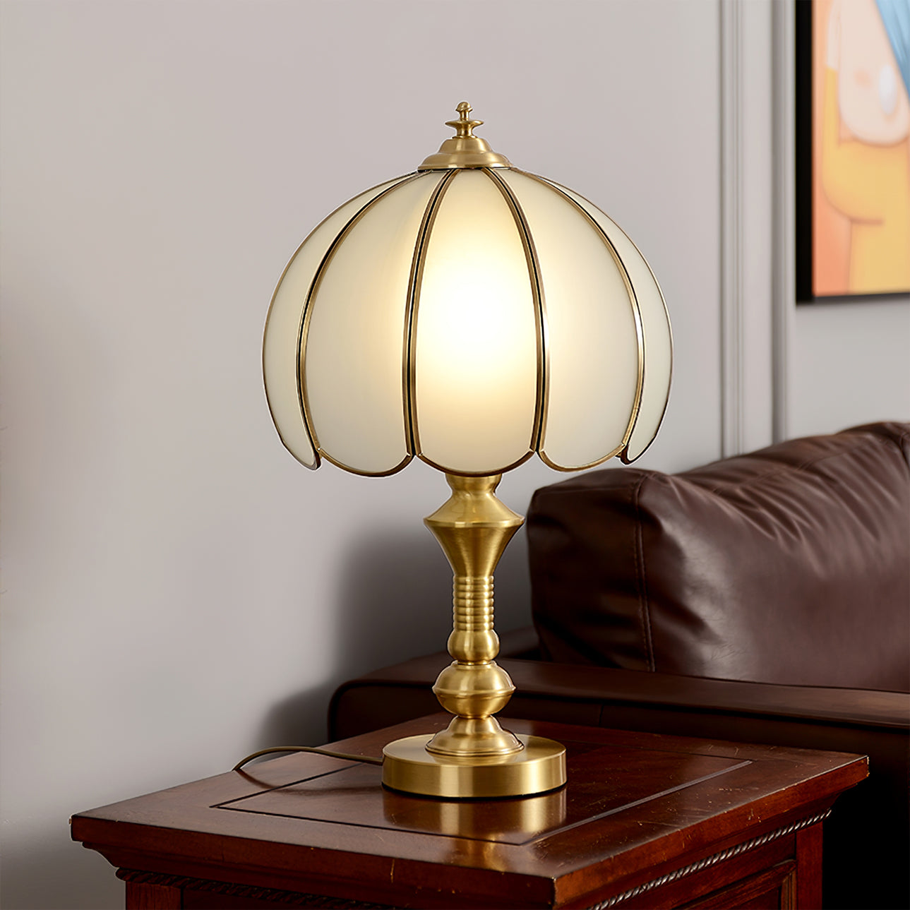 LuxeBrass – Retro Design Table Lamp with White Finish