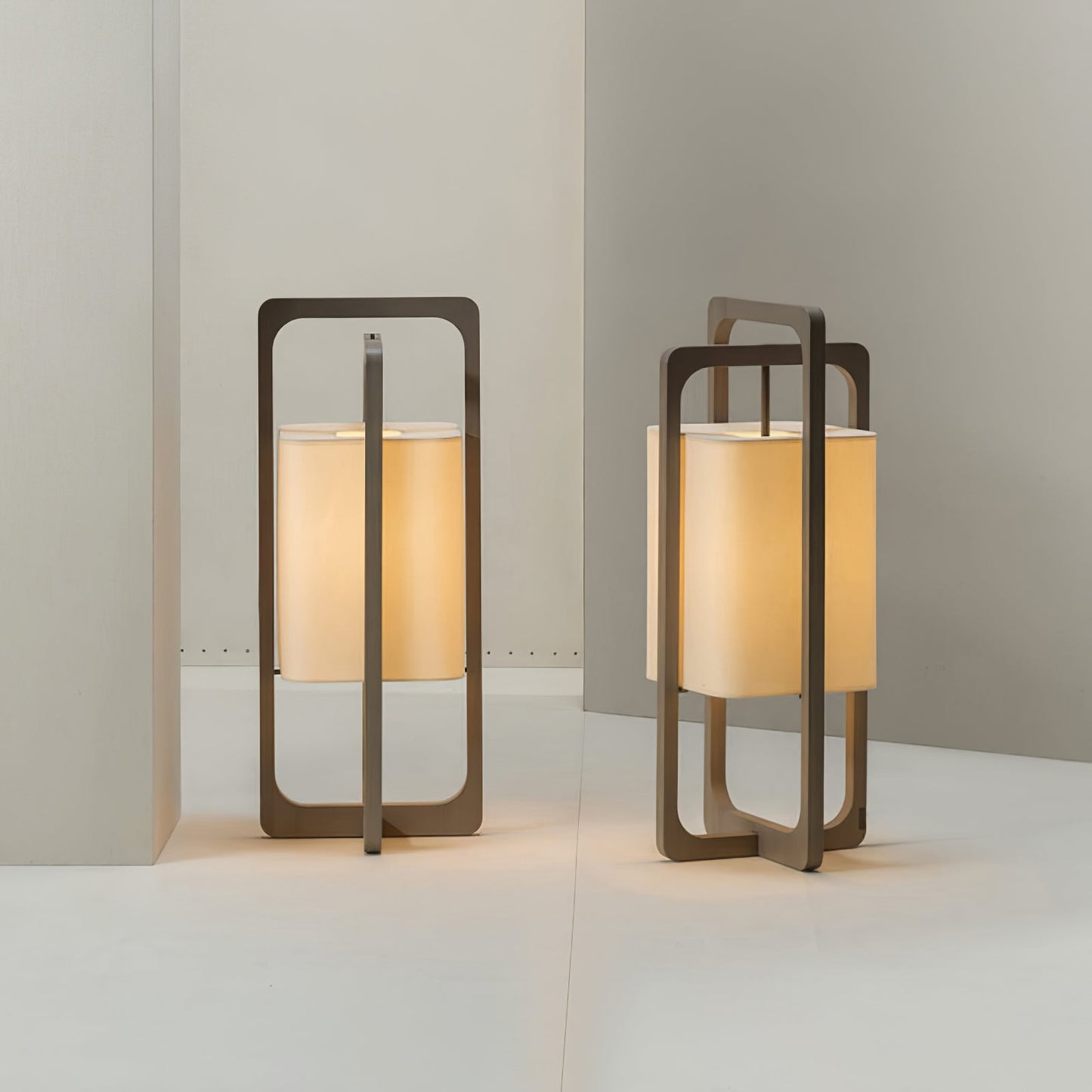 LihouLuxe - Bordlampe med subtil elegance og intim glød