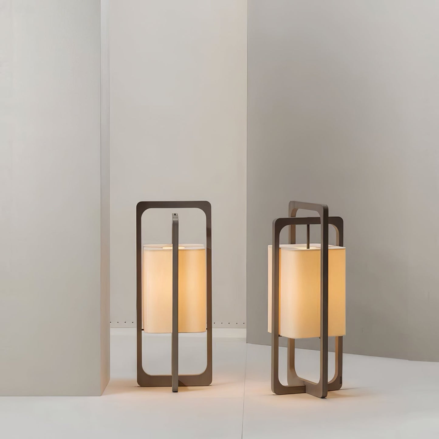 LihouLuxe - Bordlampe med subtil elegance og intim glød