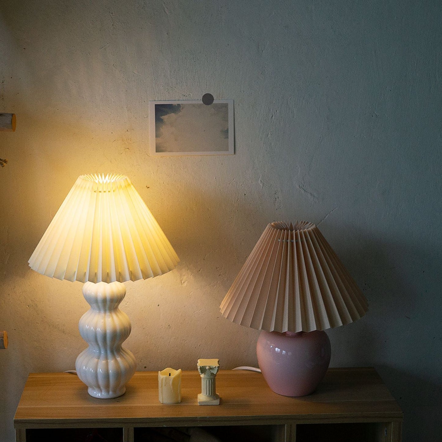 LunaLuxe - Table Lamp with Pleated Style and Pleasant Atmosphere