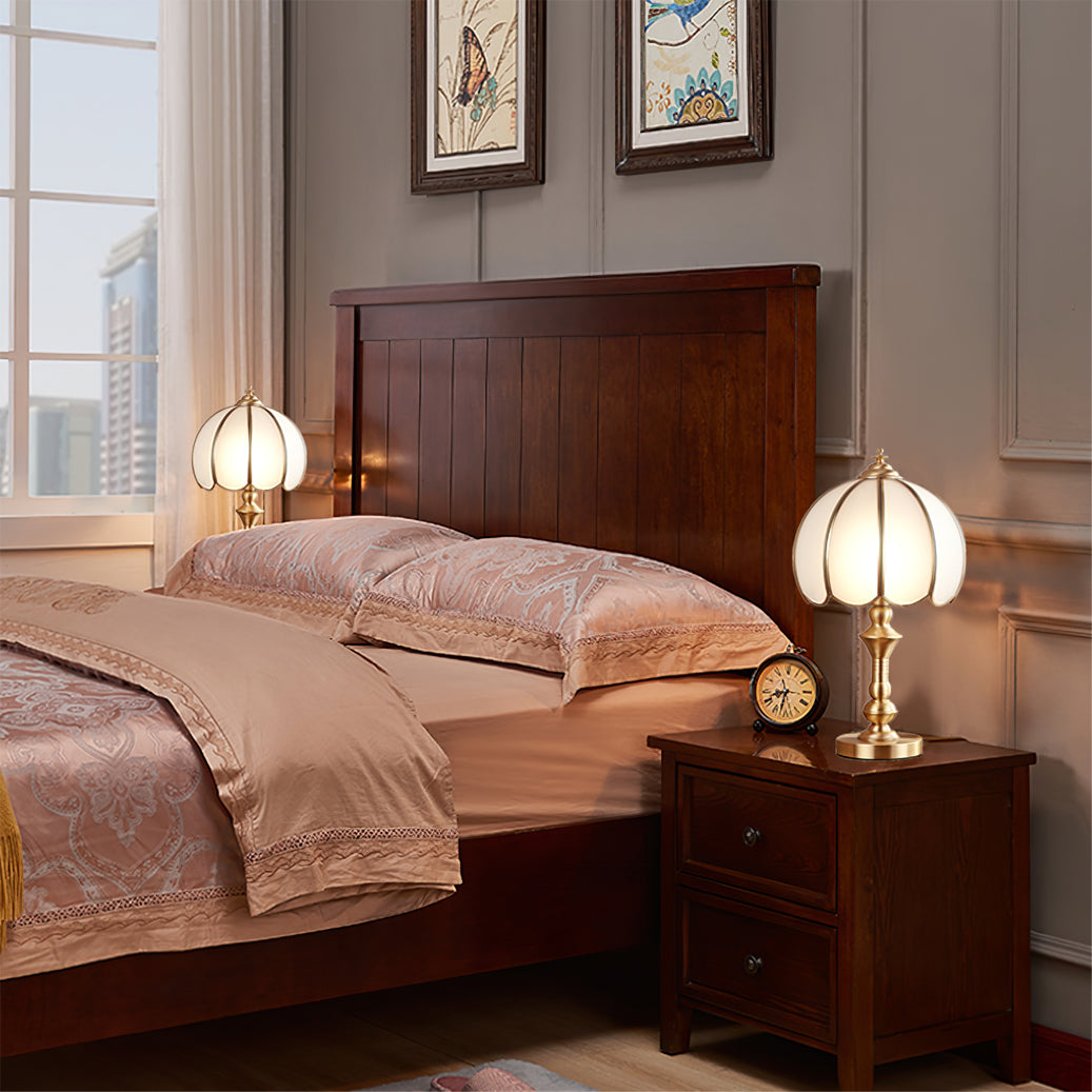 LuxeBrass – Retro Design Table Lamp with White Finish