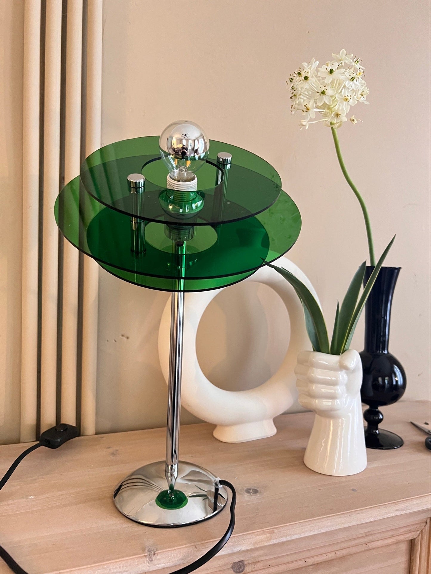 MirroredStyle - Geometrisk UFO Bordlampe