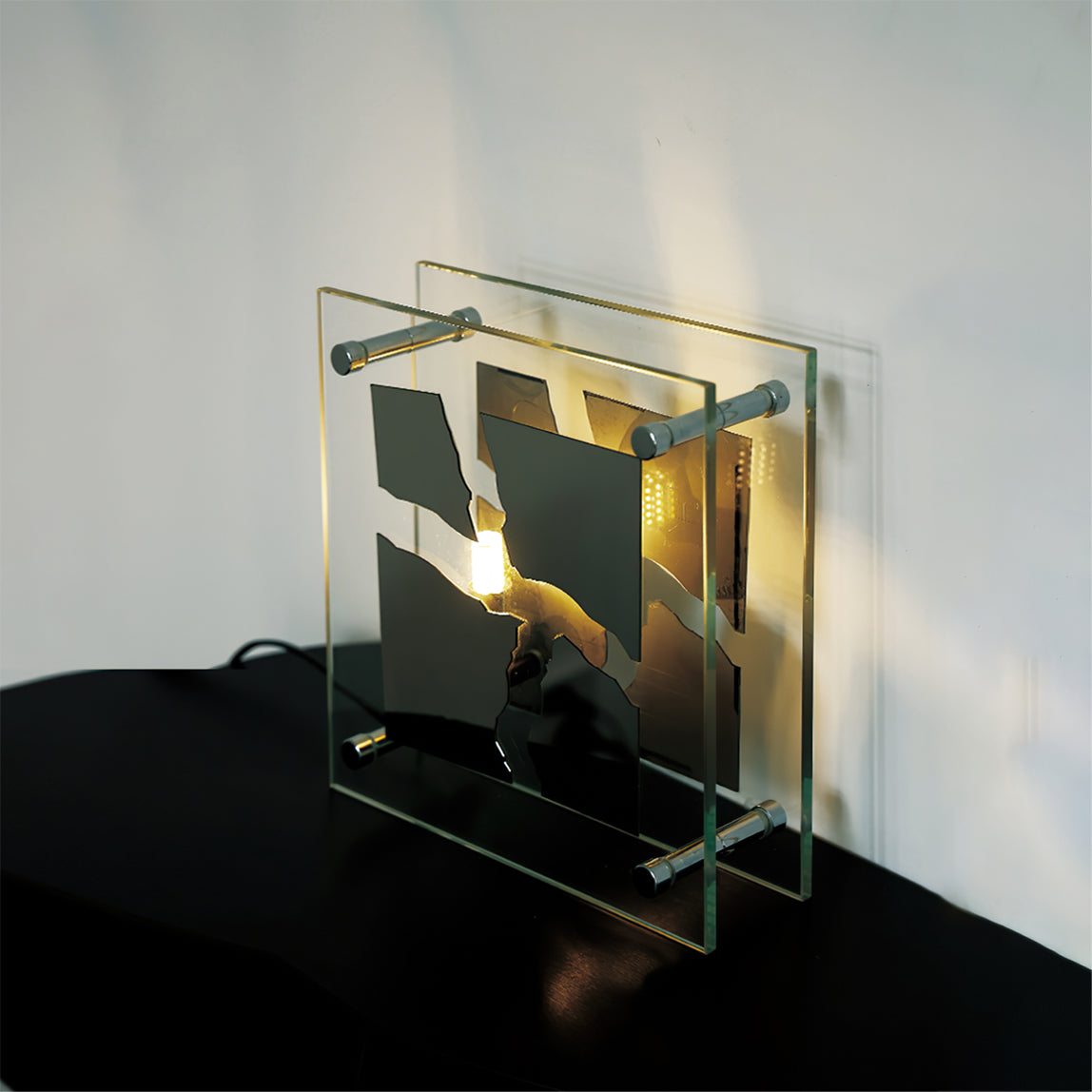 GlowFrame – Elegant firkantet glasbordlampe