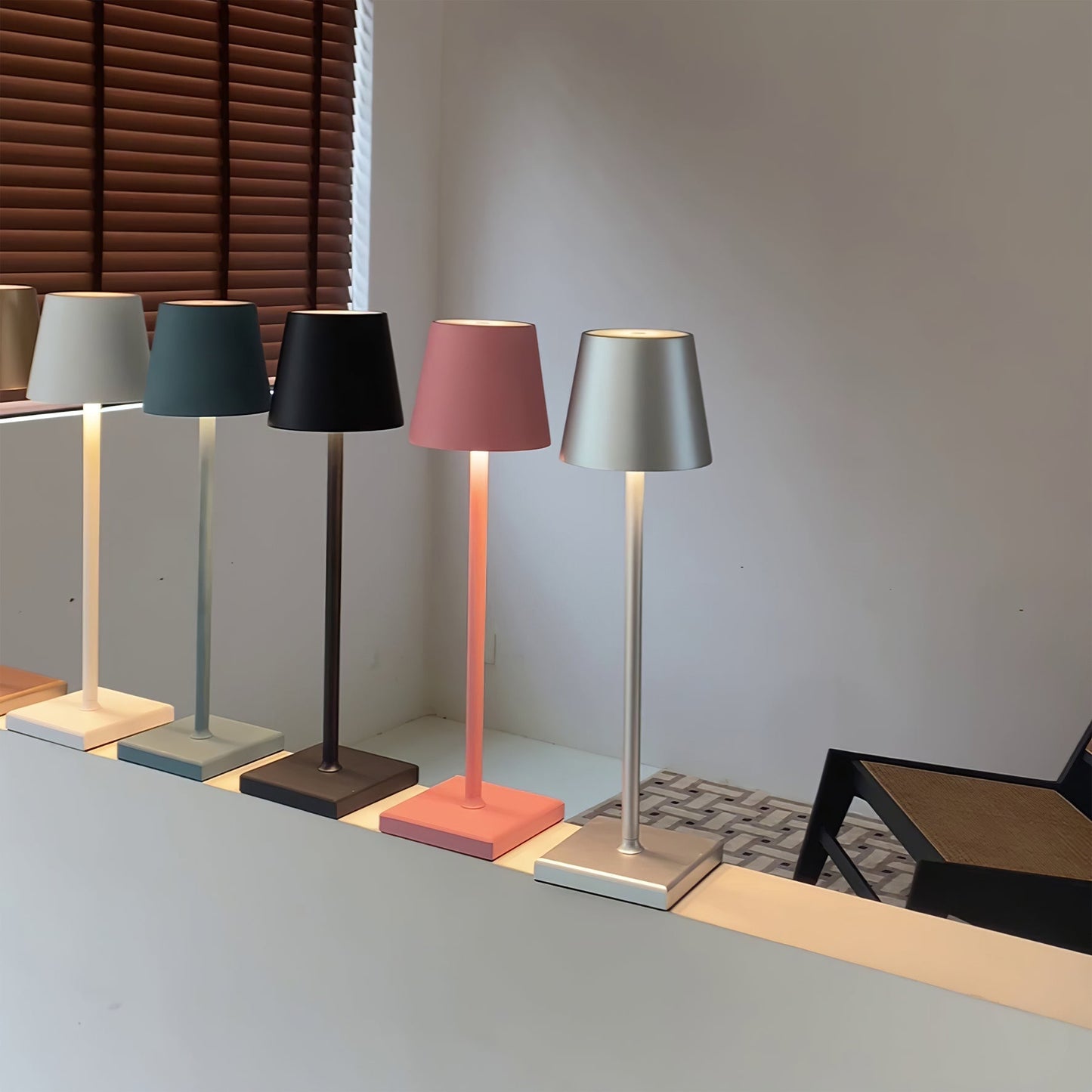 LumoPold - Rechargeable LED Table Lamp