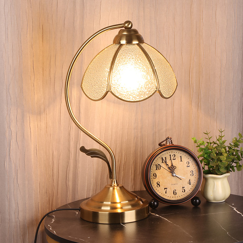 TiffanyBloom - Elegant Table Lamp with Floral Design