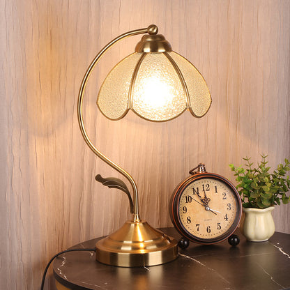 TiffanyBloom - Elegant Table Lamp with Floral Design