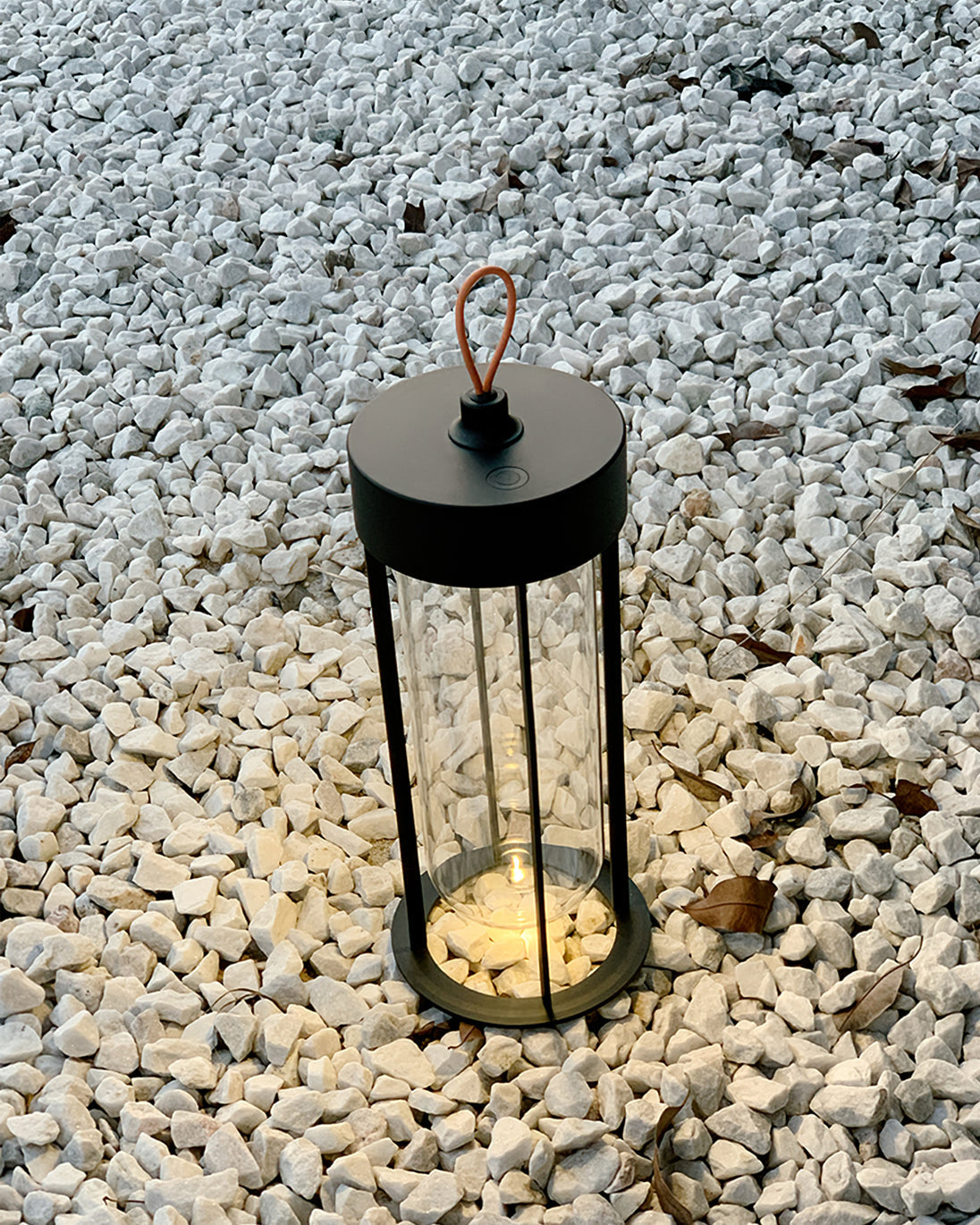 LumiBreeze - Kompakt bordlampe med dæmpbar LED