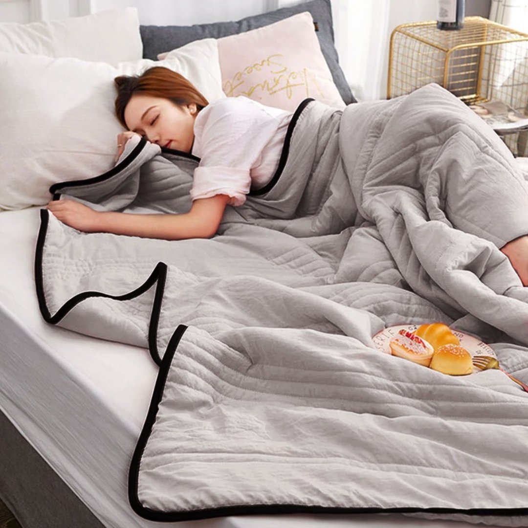 FrostRest - Cooling Blanket for the Night