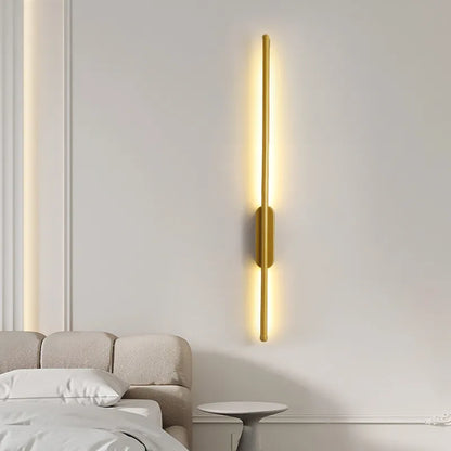 SofaGlow - Moderne væglampe i sort og guld