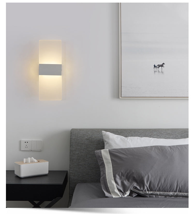 PureBeam - Lampe murale élégante pour chambre